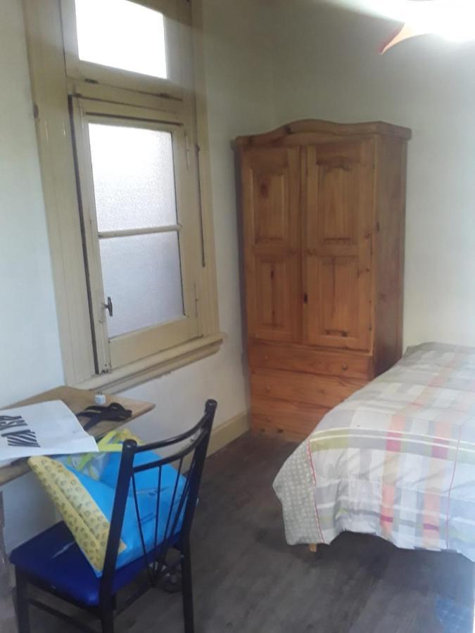 Habitac Indiv Casa De Familia, Flores Buenos Aires Kültér fotó