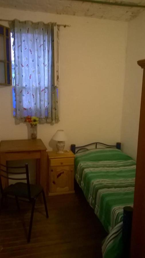Habitac Indiv Casa De Familia, Flores Buenos Aires Kültér fotó