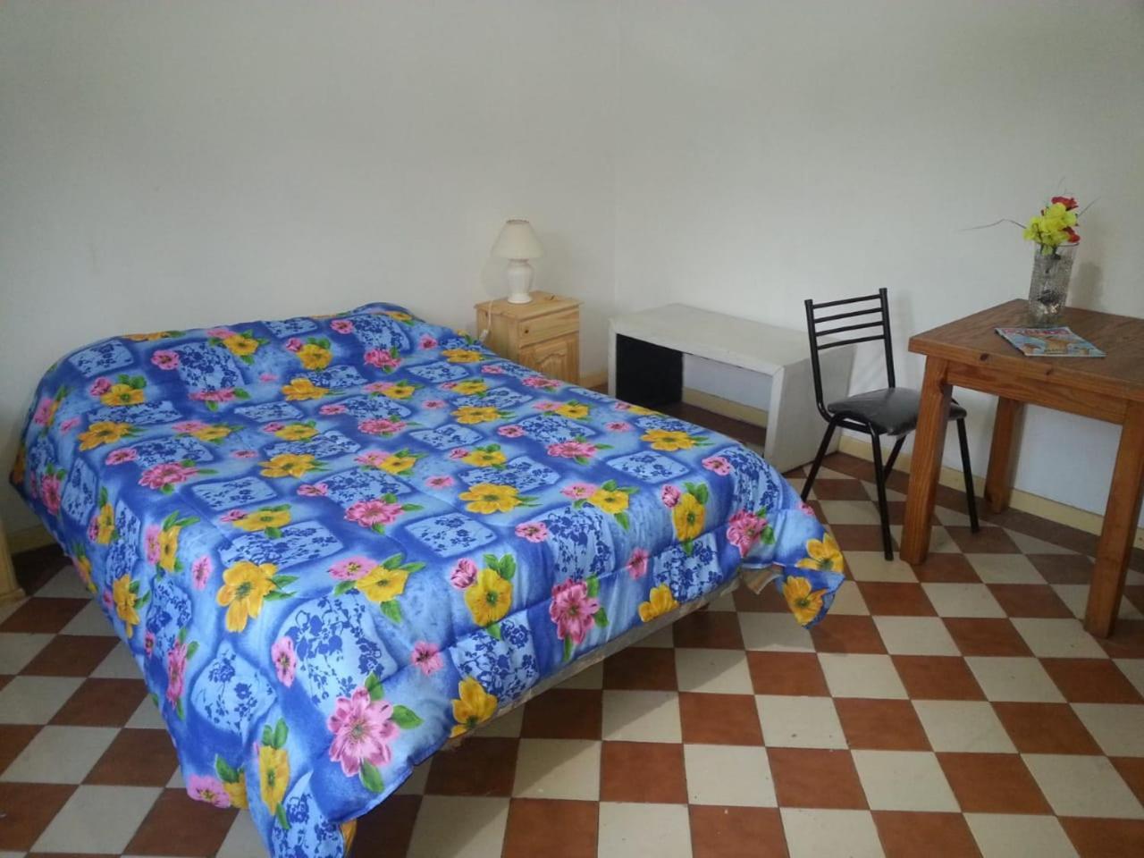 Habitac Indiv Casa De Familia, Flores Buenos Aires Kültér fotó